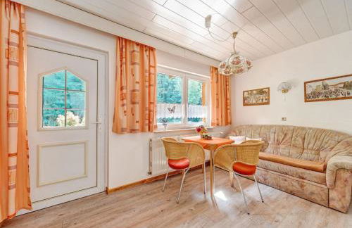 Cozy Apartment Near Trails - Foto 11