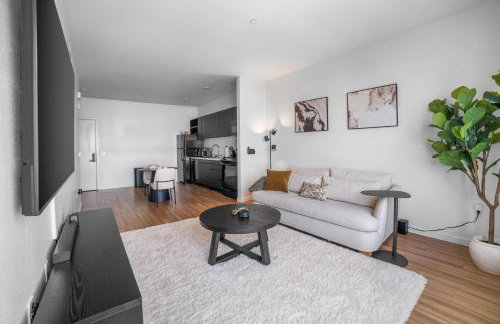 Modern Riverfront Loft Proximity to Downtown - Foto 5