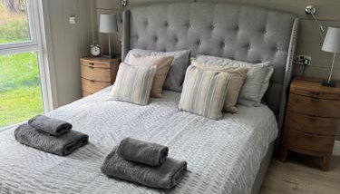 Glasshouse hot tub lodge - Foto 2