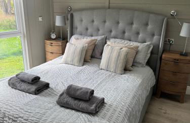 Glasshouse hot tub lodge - Foto 2