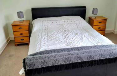 Huge 4 Bed Apt - Perfect Base to Explore The Borders - Foto 20