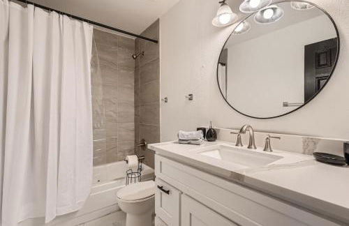 Modern Home In West Denver 15 Min Close To Downtown - Photo 11