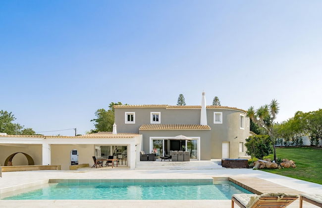 Luxury Almancil Villa With Heated Pool by Ideal Homes - Foto 29