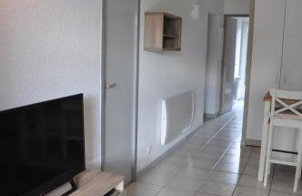 260 lake waterfront holiday apartment with garden - Foto 3