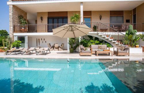 Villa Ametista - Teloni - Foto 1