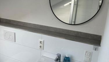 3 Zimmer Wohnung mit Balkon und Parkplatz - Foto 2