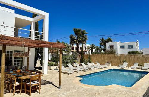 Villa in Playa den Bossa, 5 min SupermarketBBQ - Foto 19