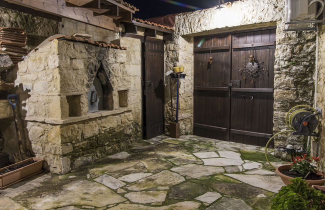 Dioni Palace - Photo 23