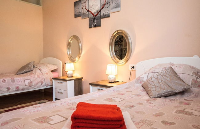 Apartment Nostalgija Split - Photo 3