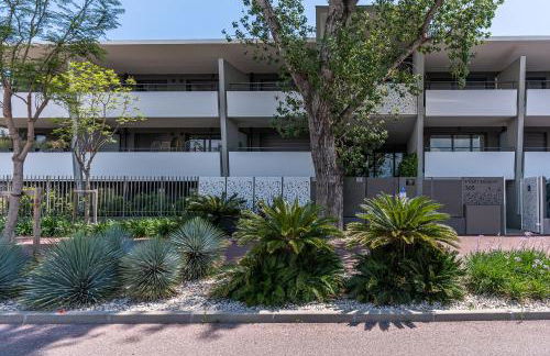 Appartement climatisé les pieds dans l'eau pour 6 personnes avec 1 suite parentale, 1 chambre double et 1 mini chambre Piscine sur le toit clim garage - Foto 71