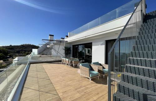 Luxury Sea View Penthouse by United Renters - Foto 8