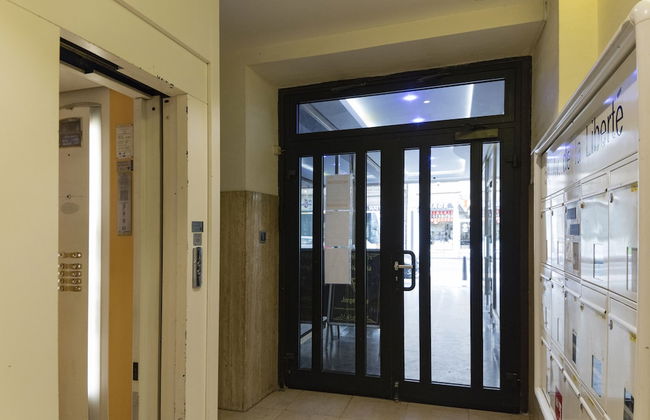 The Queen Luxury Apartments - Villa Carlotta - Photo 2