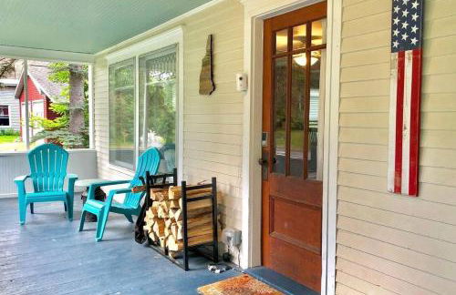 The Craftsman Farmhouse with Modern Flair - Photo 8