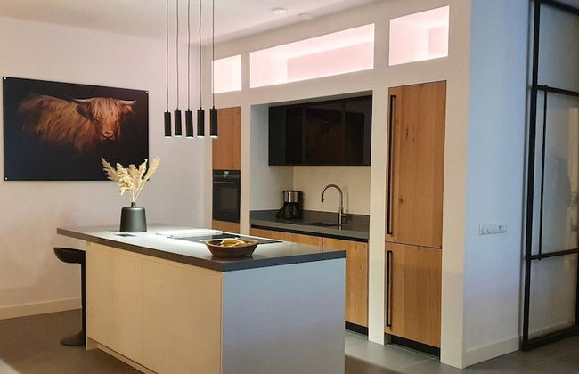 Waterfront Villa, Forest & Golf Club - Photo 9