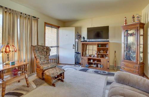 Family-Friendly Home with Fire Pit about 10 Mi to Akron! - Foto 4