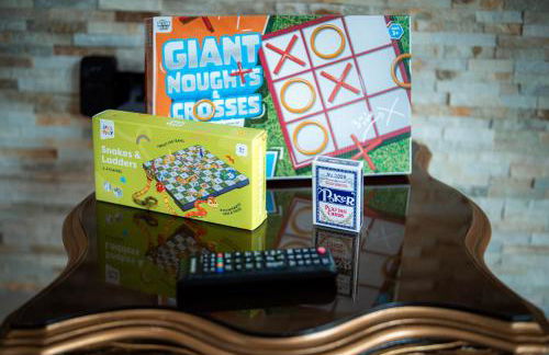 Family & Contractors 3 BR Bungalow Cot Garden Netflix Coffee Station - Foto 26