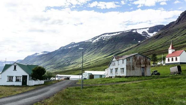 Explorando Mjóifjörður