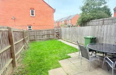 Stylish Townhouse in Rugby, sleeps up to 9! - Foto 15