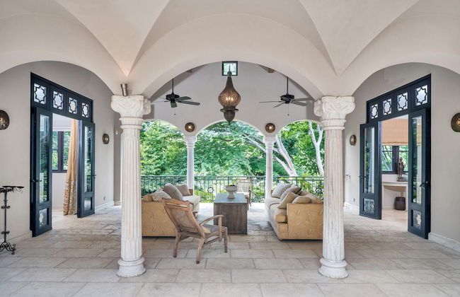 Arcos Del Mar Beachfront - Photo 32