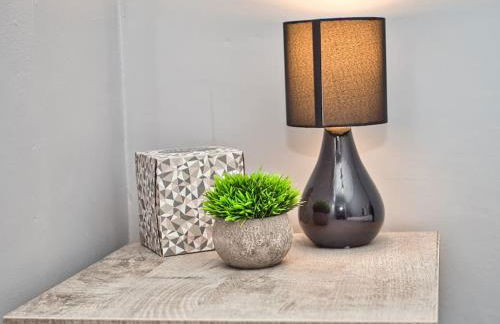 *Sleeps 9* Modern, 4 Bed House, Birmingham - Photo 16