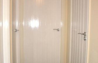 Manchester Stay Hub - 2BR with Free Parking, Near Airport & Attractions - Foto 38