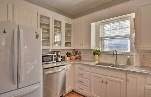 Vintage Chic Cottage Less Than 1 Mile to UNC Greensboro! - Foto 12