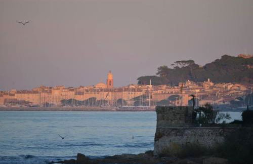 Maison classée sur le Golfe de St Tropez - Foto 22
