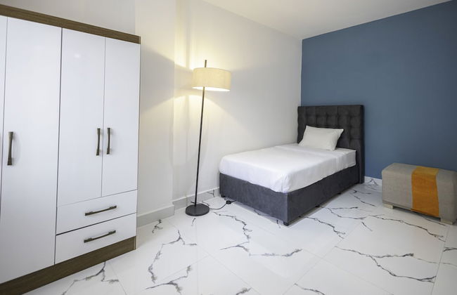 O'Beach Boutique Studios - Photo 22