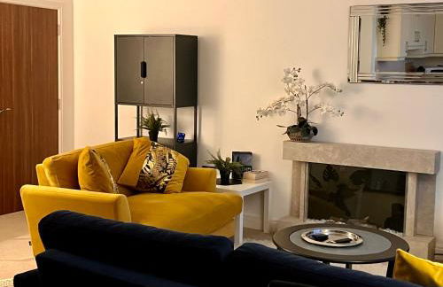 City Centre Chester Waterways Apartment - Photo 12