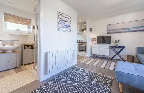 Beach Retreat - Photo 11