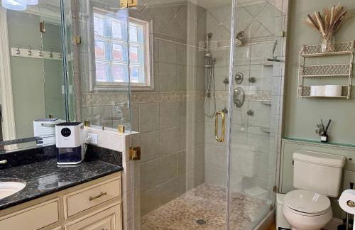 Private Heated Pool - Sound to Shore - 1930s Tudor - Foto 34