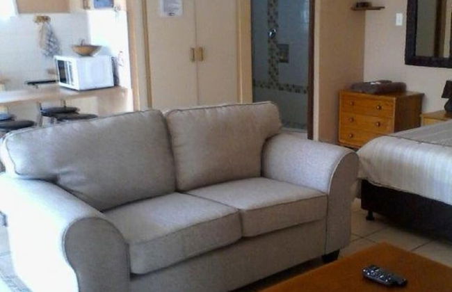 Beachfront Cabanas - Photo 10