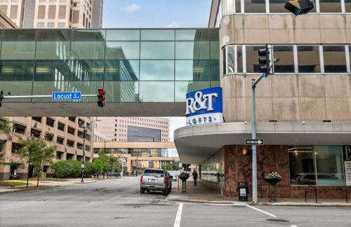 Welcome to Dog Moines-Downtown DSM Studio with Skywalk Access No Pet Fees - Foto 17