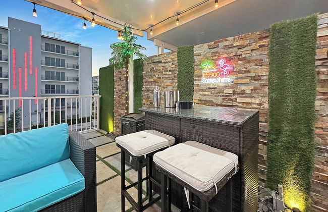 Experience Luna Sky! 65" TV Bar BBQ go FL Keys - Foto 30