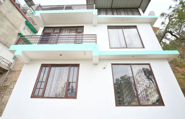 OYO 13878 Home Spacious 3BHK Kumarhatti - Foto 20