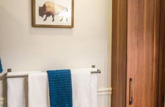 Turquoise Twin ★Vacation COS★3 King Beds★Near AFA - Foto 21