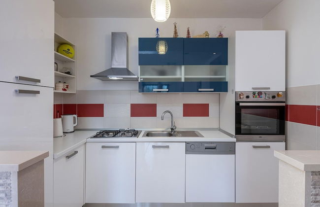 Modern Apartment With Balcony and Garden - Foto 4