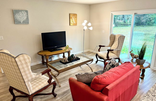 3 Bed Home 5 Mins to JAX Airport & Zoo - Foto 25