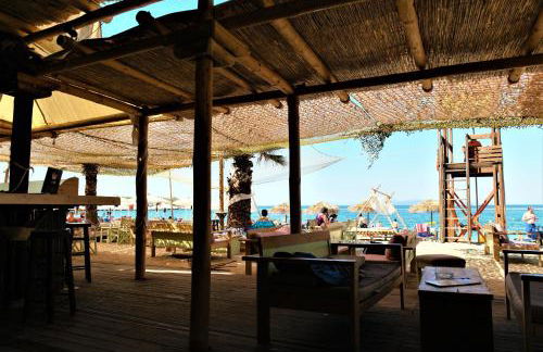 Zefyros Super Cool Apartments next to Alimos Riviera - Foto 34