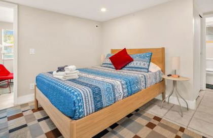 The Jute Box - Pool - Waterview - Wilton Drive - Photo 12