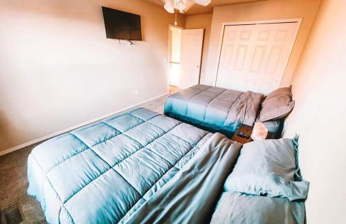 Hot Tub, King Beds, Pet Friendly Close to I25 - Foto 5