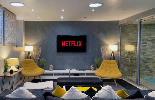 Appartement Standing piscine intérieur privatisée . - Foto 17