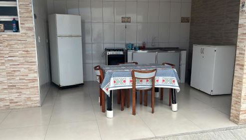 Casa aconchegante a 5min a pé da praia de Boracéia! - Foto 4