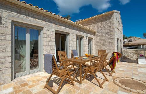 Villa Iliana - Photo 35