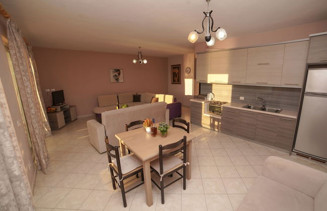 Serxhio Apartments - Photo 12