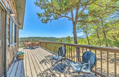 Scenic Hideaway with Deck and Grill about 6 Mi to Ruidoso! - Foto 2