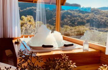 Romantic Getaway with Jacuzzi and Breakfast in Rancho Queimado - Photo 7