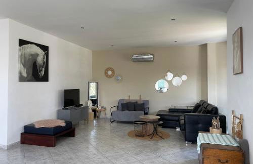 Spacieuse villa dans les pins - Photo 11