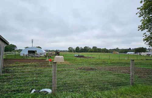 Very Cozy, 2 Bedroom Farmhouse Apartment 2nd FL - Foto 40