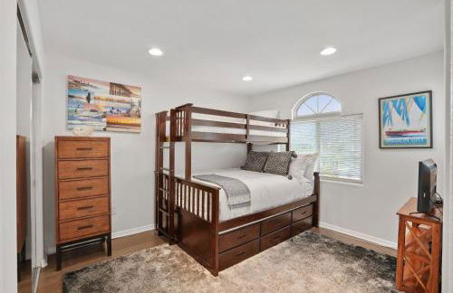 Bay View Dream - Steps to Bay, Rooftop Patio & AC - Foto 62